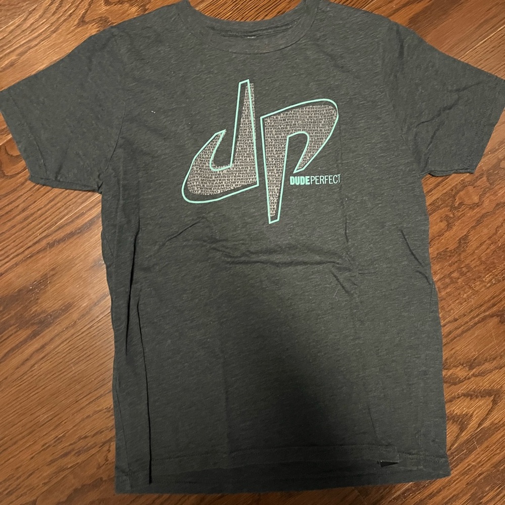 XL dude perfect tee